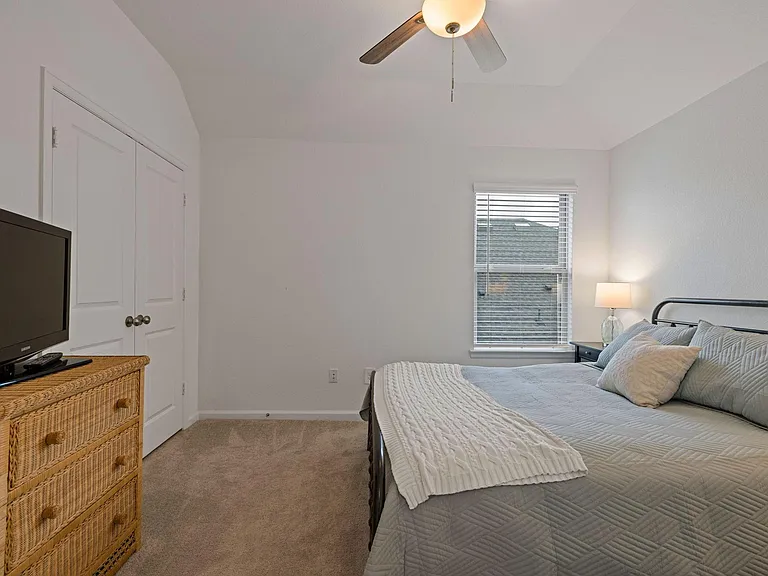 18323 Tiger Flowers Dr — Photo 29
