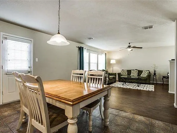 1601 Lionheart Dr — Photo 11