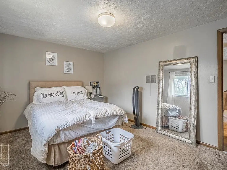 1120-1134 Apollo Pl. — Photo 24
