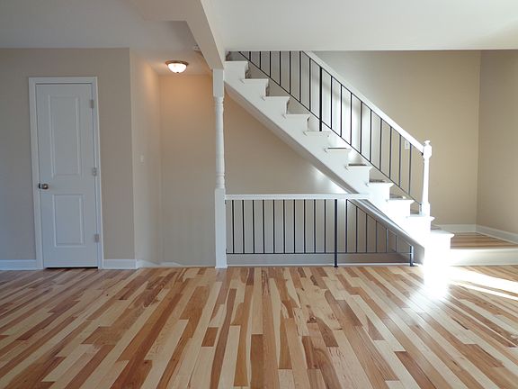 4th image of 2218 Clifton Pl