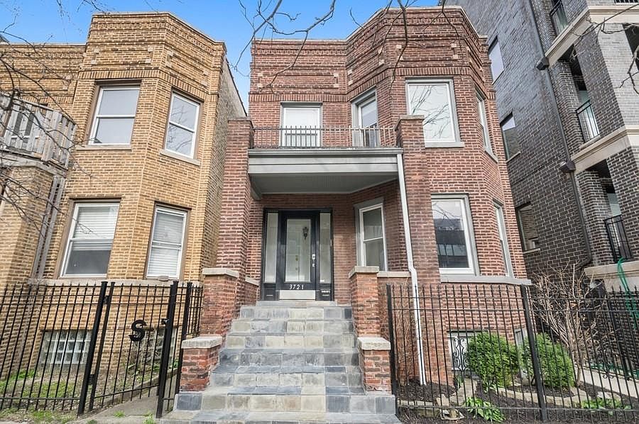 1st image of 3721 N Ashland Ave #1