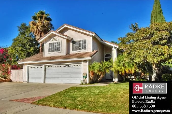4 bed, 2.5 bath, 2021 sqft, $5,900 — Photo 2