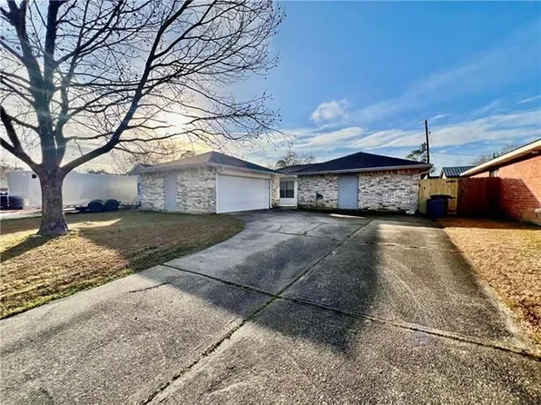 107 Dixie Cir, Slidell, LA 70458