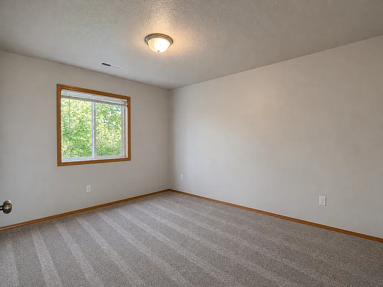 4825 NE 124th Ct — Photo 12