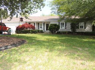 80 Fieldcrest Dr, Mayfield, KY 42066