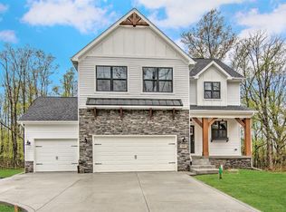 1047 Preserve Ln, Chesterton, IN 46304