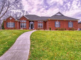 6522 River Ridge Dr, Newburgh, IN 47630