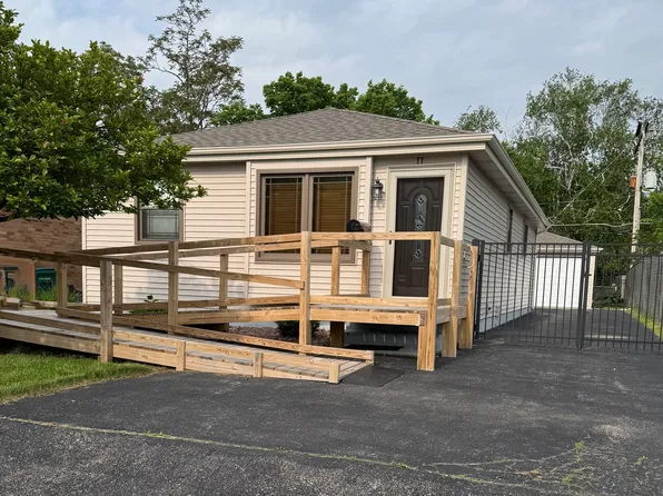 11 Wheeler Ave, Joliet, IL 60436