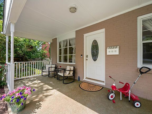 2nd image of 1022 Chowan Ave #8