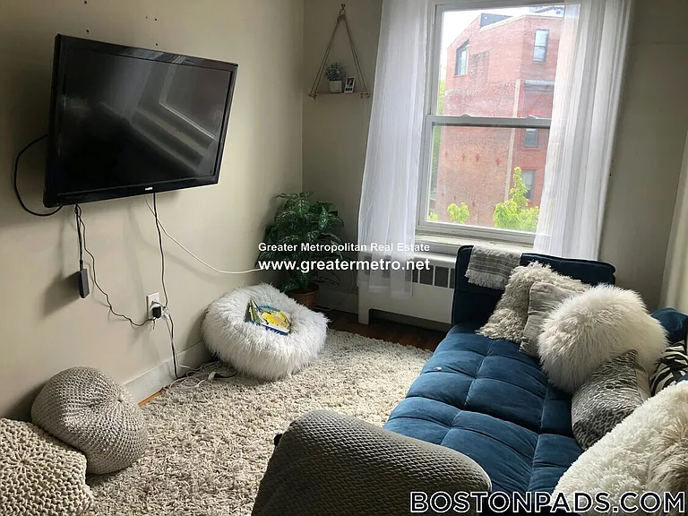 435 Hanover St #4D — Photo 7