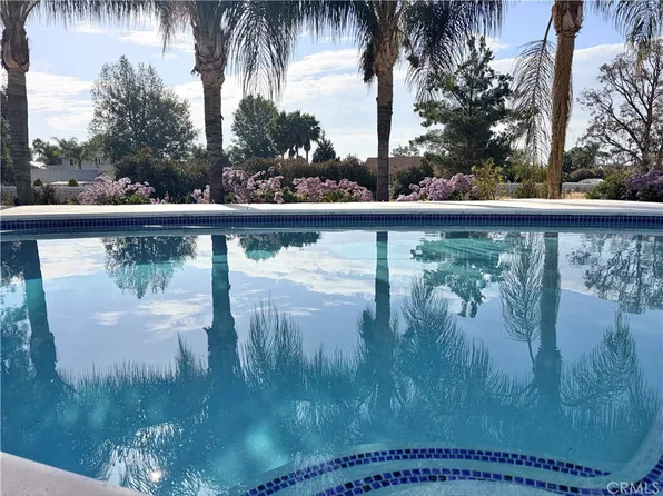 31970 Saint Pierre Ln, Lake Elsinore, CA 92530