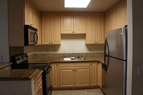 10016 Maya Linda Rd — Photo 4