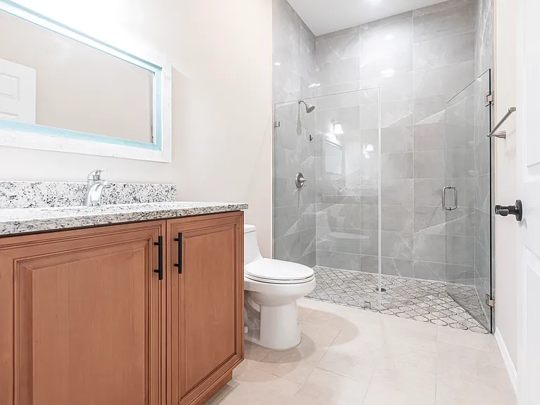 10295 Carolina St — Photo 10