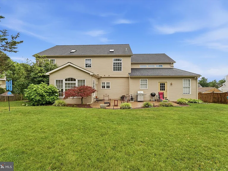 11406 Rolling Green Pl — Photo 44