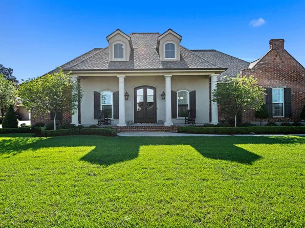 227 Blackberry Dr, Thibodaux, LA 70301