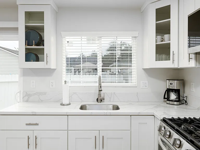 Lemon Ave — Photo 2