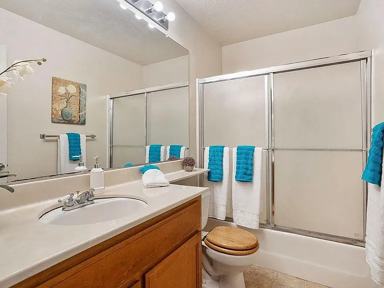 1058 Deer Oak Pl — Photo 7