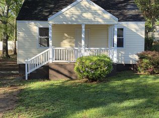 32 Skyland Dr, Greenville, SC 29607