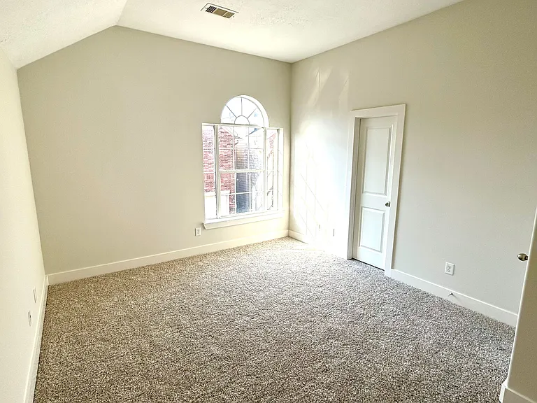 5127 Oasis Park — Photo 13