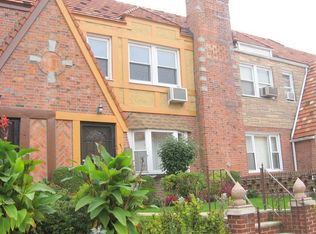 13105 226th St, Springfield Gardens, NY 11413