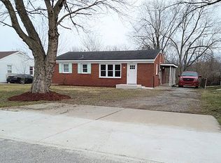 13105 Meadowlawn Dr, Louisville, KY 40272