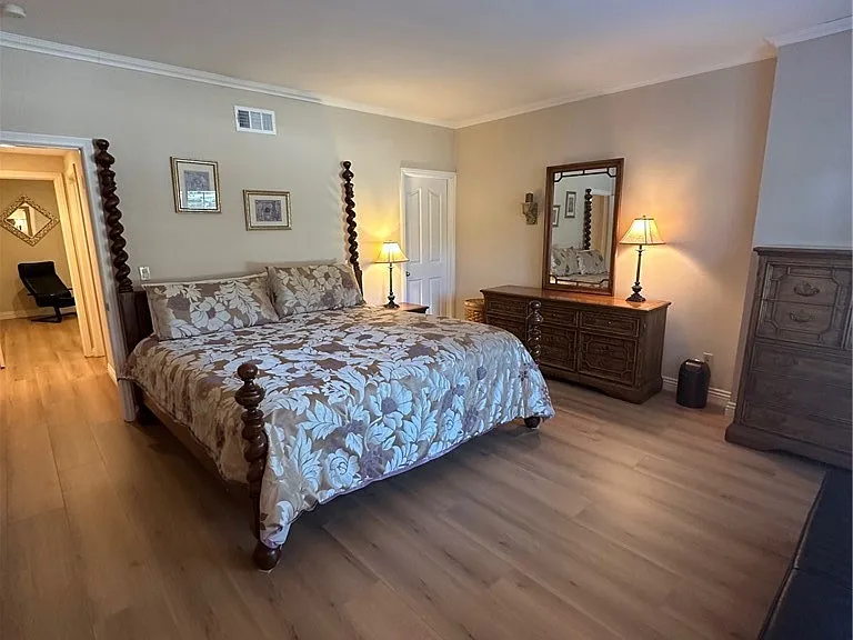 2706 Honolulu Ave #111 — Photo 21