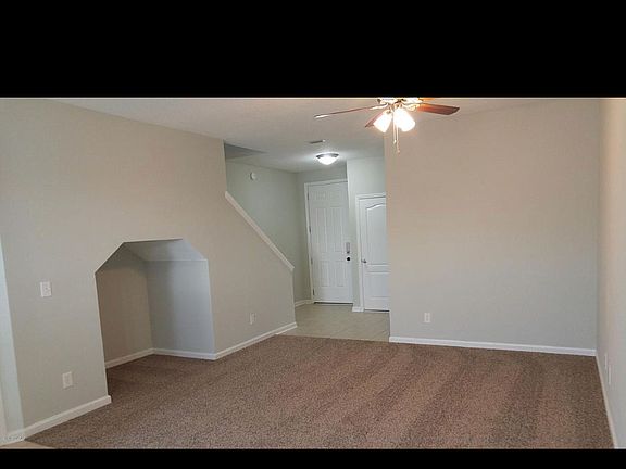 3rd image of 2322 Sunset Bluff Dr