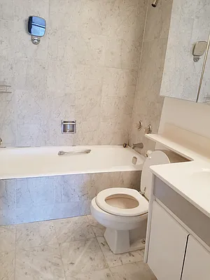 Rented by CCG Real Estate Brokerage | media 9