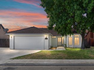 1153 W Forest Ave, Porterville, CA 93257