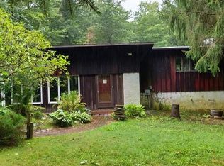 9905 Sherman Rd, Chesterland, OH 44026