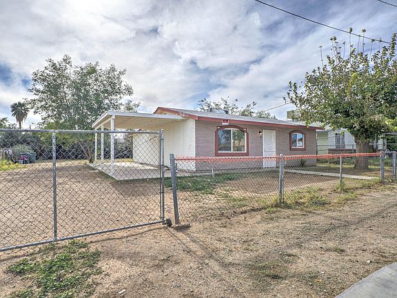 2nd image of 5535 E Calle Encinas