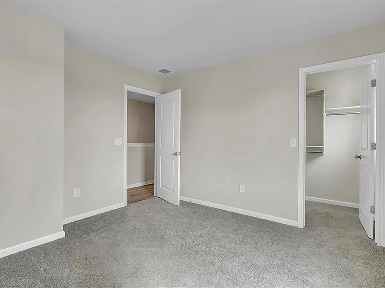 2706 S Cypress St — Photo 25