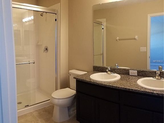 4th image of 6913 Woodchase Glen Dr