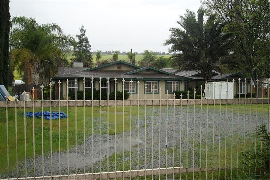 1st image of 21727 Avenue 296