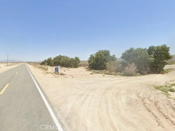 9 Center Rd, Newberry Springs, CA 92365