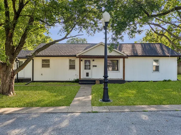 1001 E Ashland Ave, Indianola, IA 50125