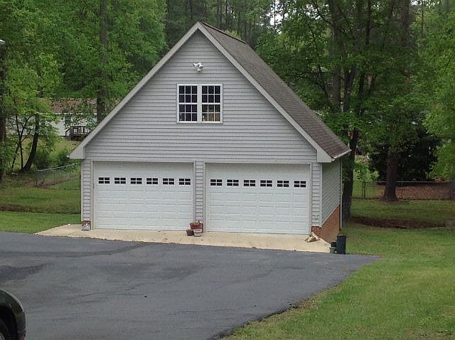 2nd image of 2608 Chippendale Trl