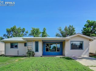 1210 Cumberland St, Colorado Springs, CO 80907