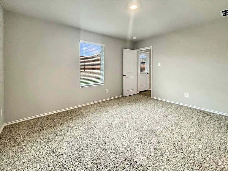 5544 Flannel Ln — Photo 9
