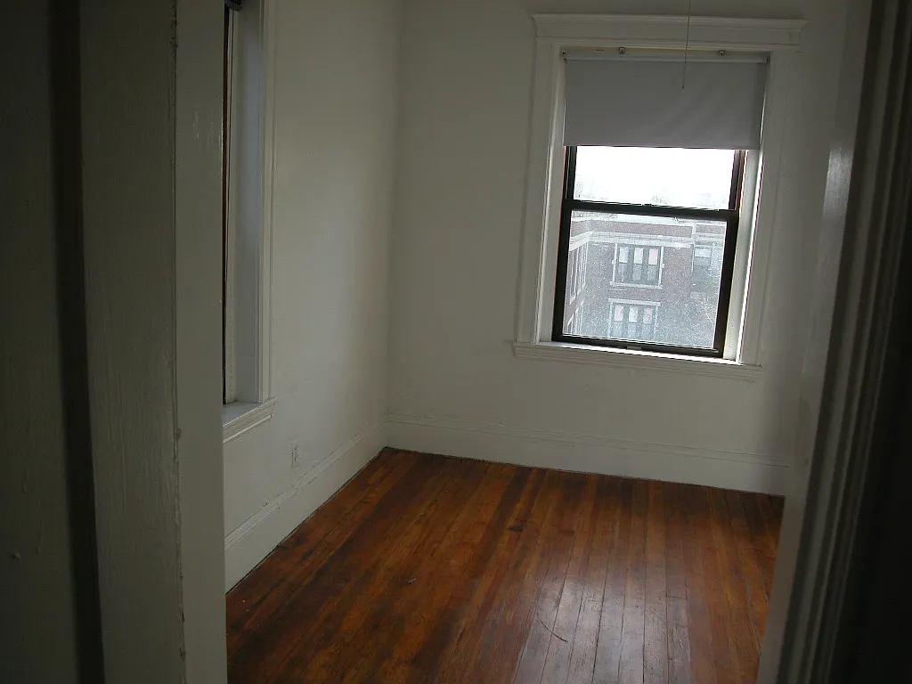 1 bed, $2,100 — Photo 3