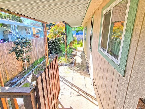 4th image of 8686 East Road #17