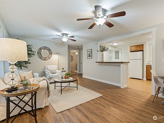 4th image of 5502 109th Avenue Ct E