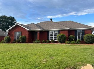 34 Cattail Curv, Millbrook, AL 36054