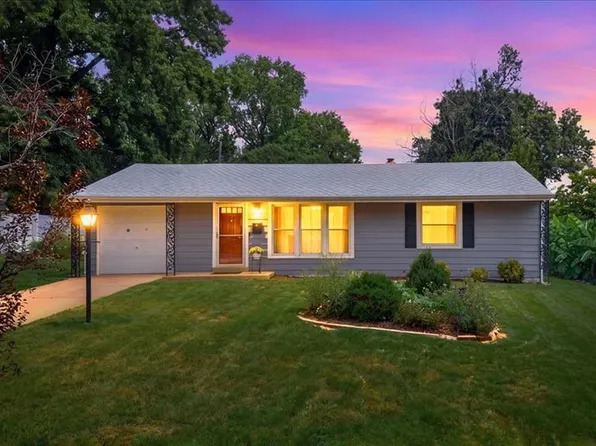 7017 Deerpath Dr, Saint Louis, MO 63123