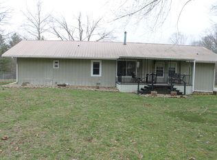 1140 Meister Hills Rd, Deer Lodge, TN 37726