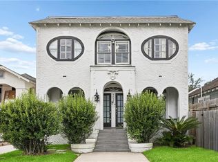 7026 S Claiborne Ave, New Orleans, LA 70125