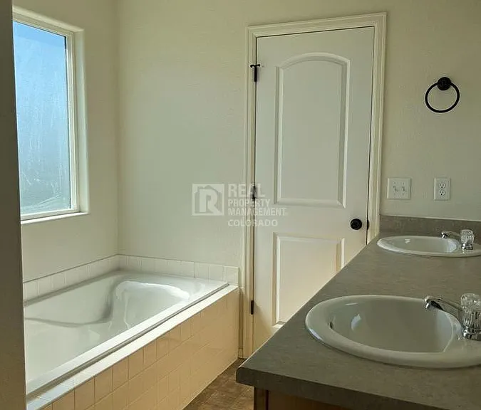 362 Shadowbrook Dr — Photo 23