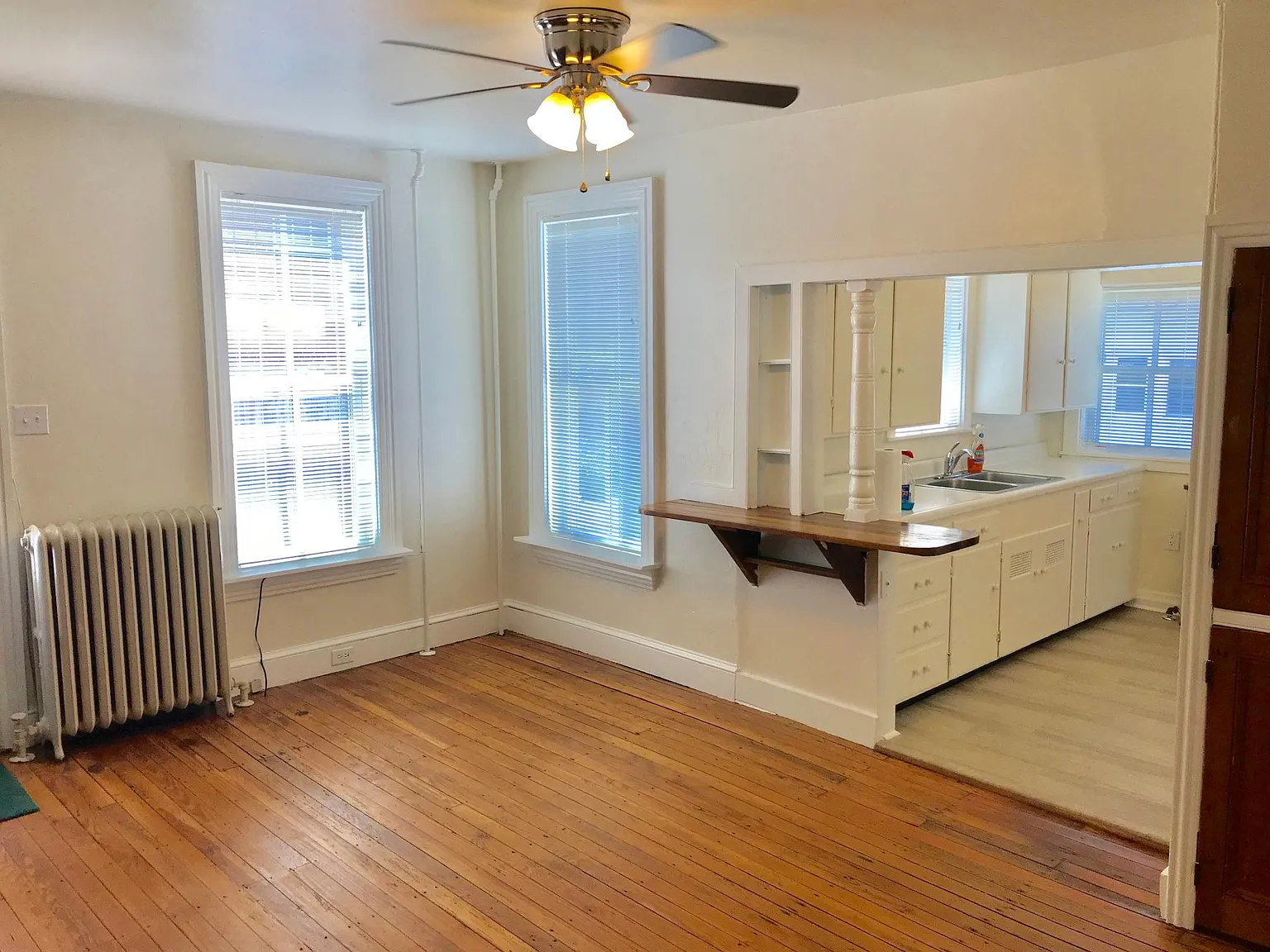 1724 W Doe Run Rd — Photo 2