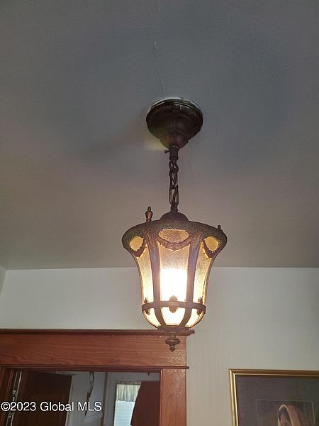 4th image of 146 Bradford Road