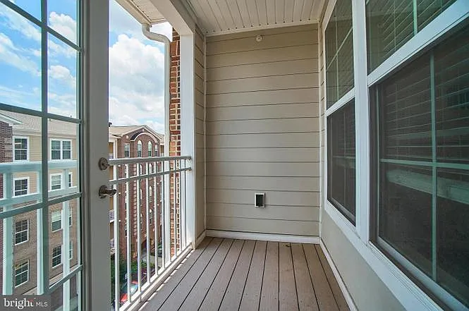 13724 Neil Armstrong Ave #508 — Photo 10